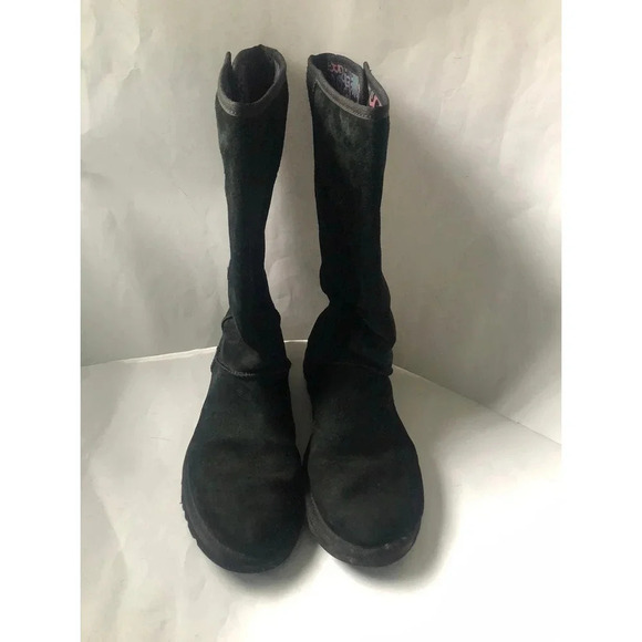 UGG Australia Button Black Suede Boots LoPro 3387 Womens Sz 7 - Picture 1 of 8